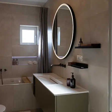 D'art Penthouse Σπλιτ